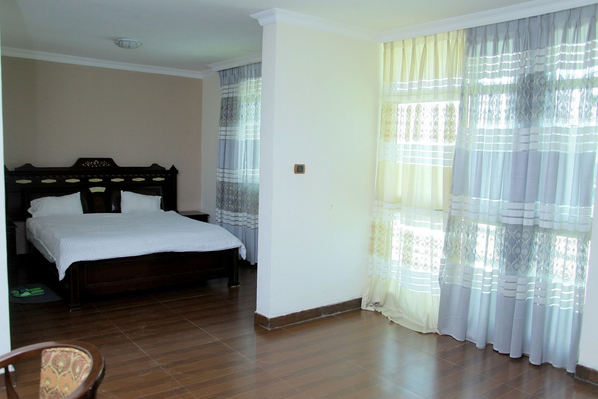 Bnow Hotel แอดดิสอาบาบา ภายนอก รูปภาพ
